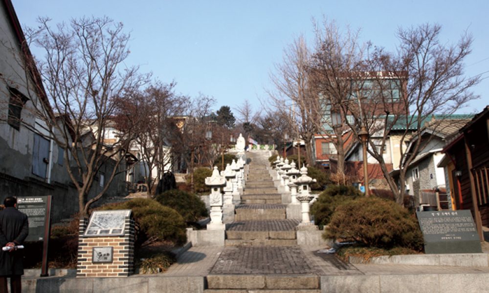 인천 차이나타운 내 청·일 조계지 경계 계단