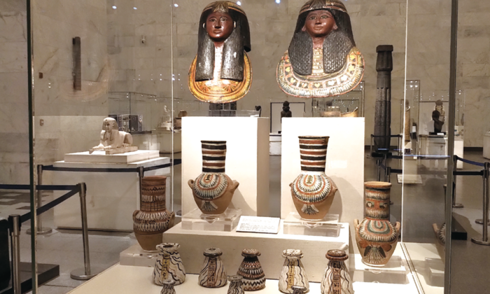 모형이 아닌 출토유물을 통해 고대 이집트인들의 민속생활상을 보여주는 코너